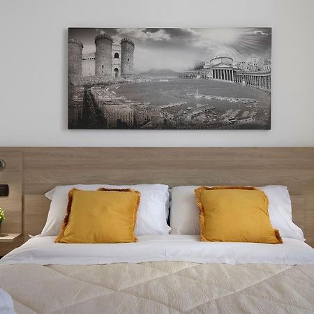 La Preziosa Apartment Duomo Napoli Bagian luar foto