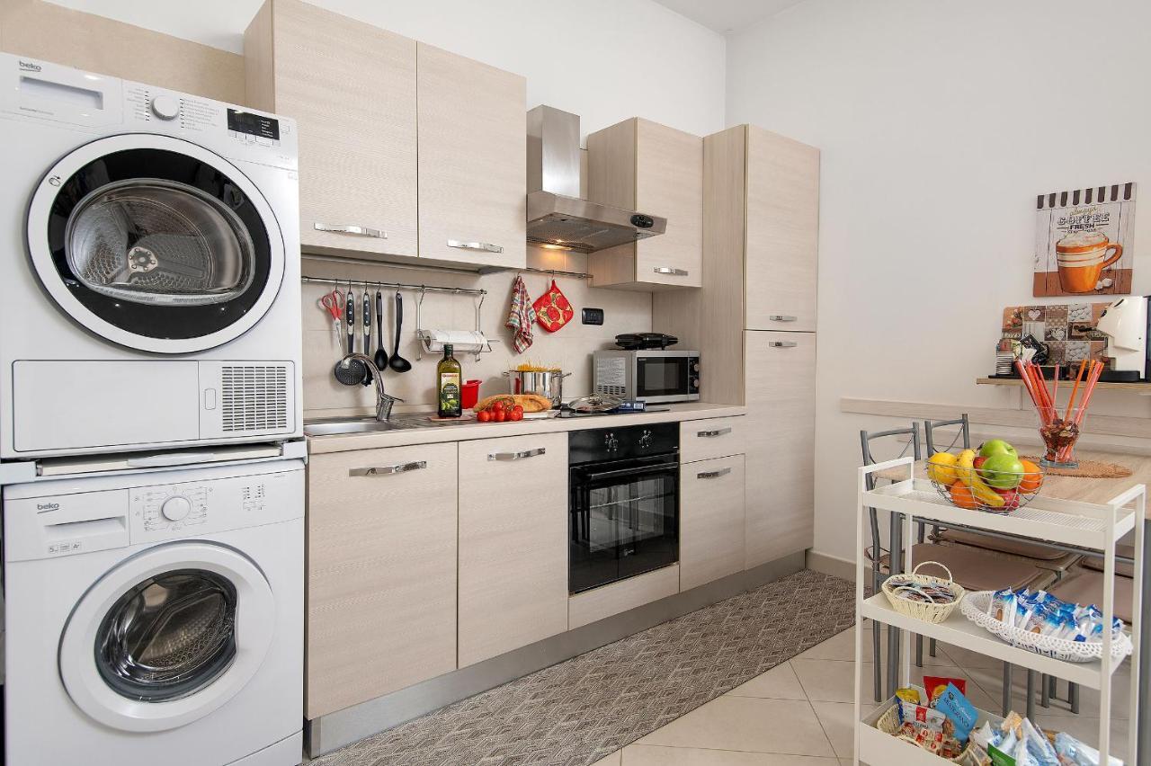 La Preziosa Apartment Duomo Napoli Bagian luar foto